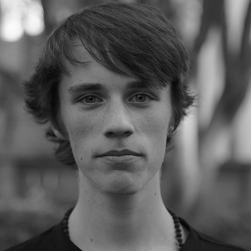 Gabriel Dalton Headshot